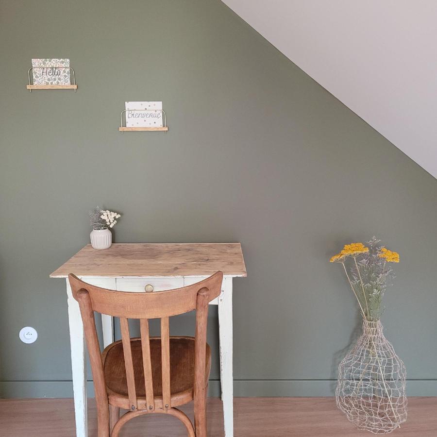 Bed and Breakfast Les Fabulettes Auffay Exterior foto
