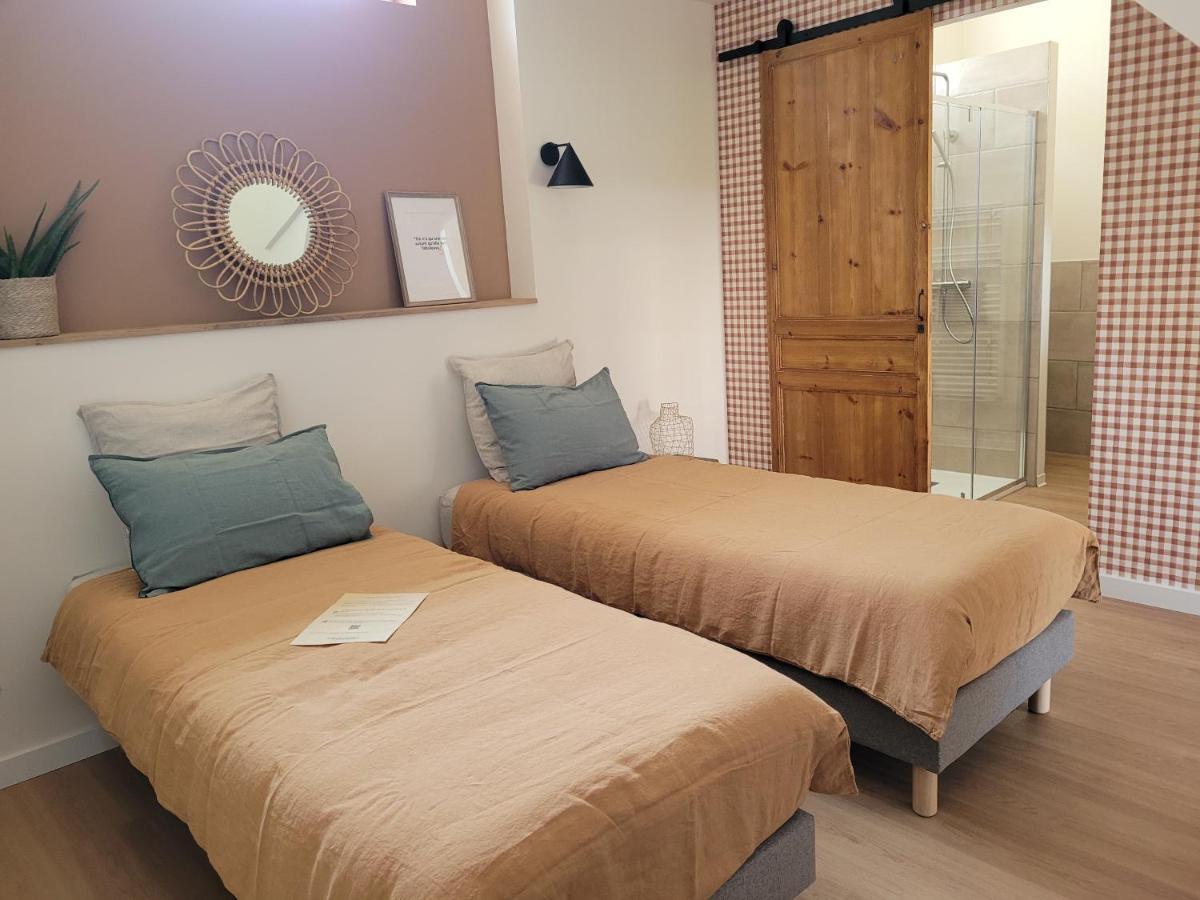 Bed and Breakfast Les Fabulettes Auffay Exterior foto